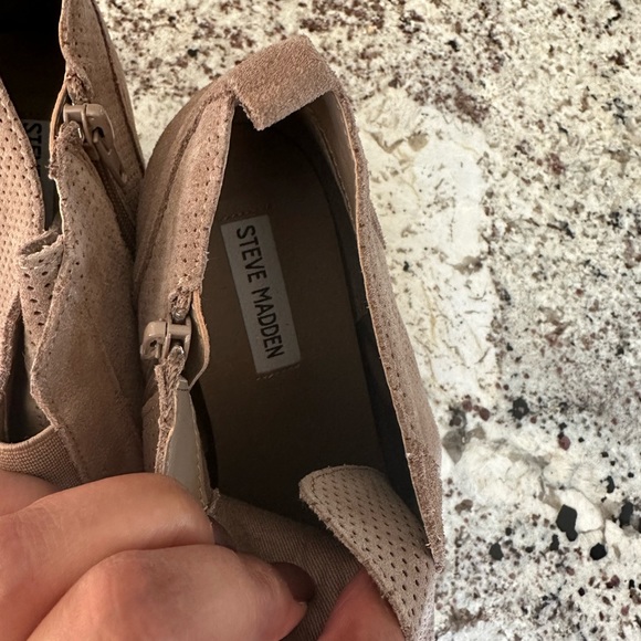 Steve Madden Wedge Boots - Picture 3 of 3